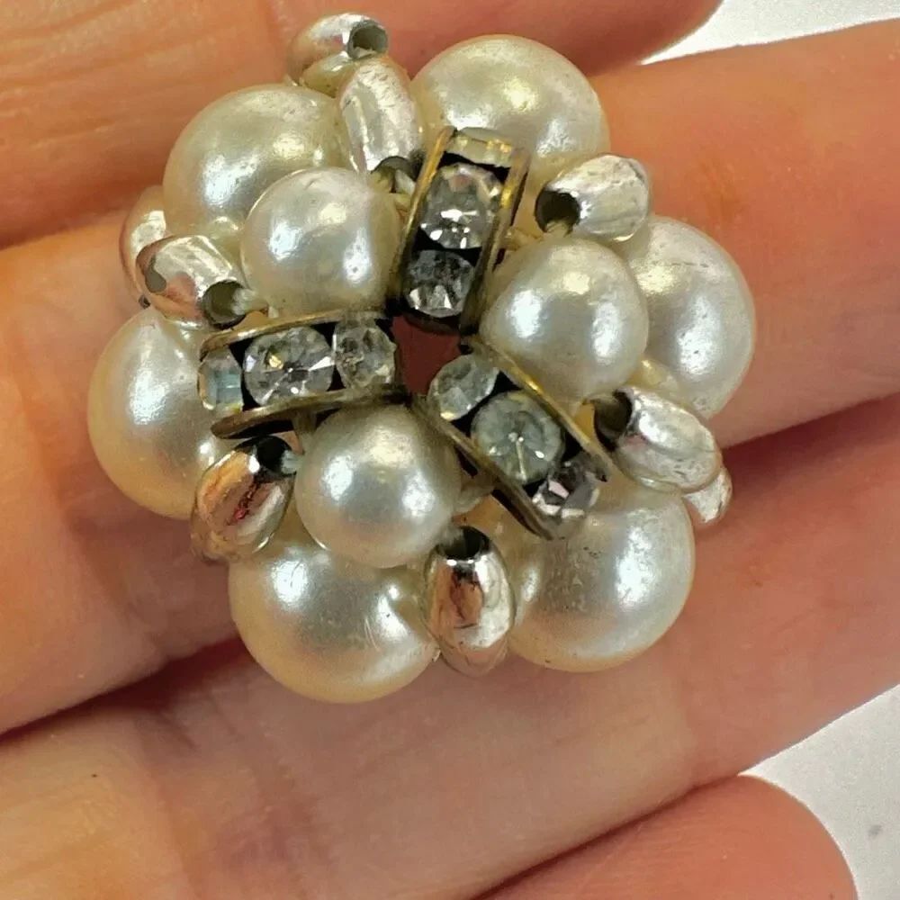 Faux pearl rhinestone and silver tone ring